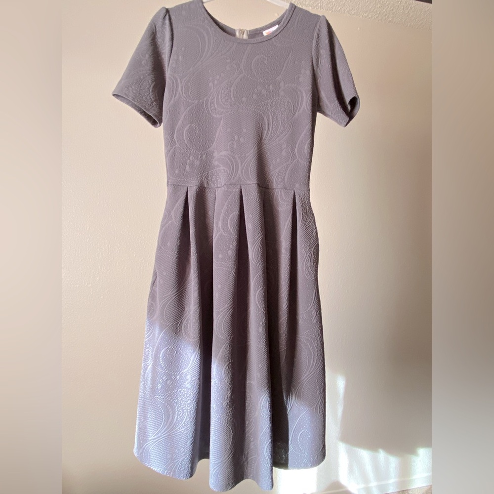M LulaRoe Amelia Grey Patterned Dress
